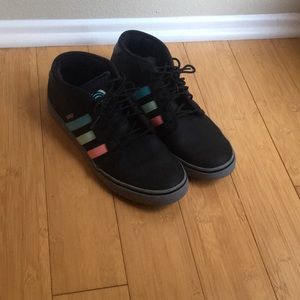 Adidas Winterized Mid-Tops size 10